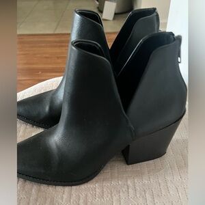 Sun + Stone Women's Black Ankle Boots